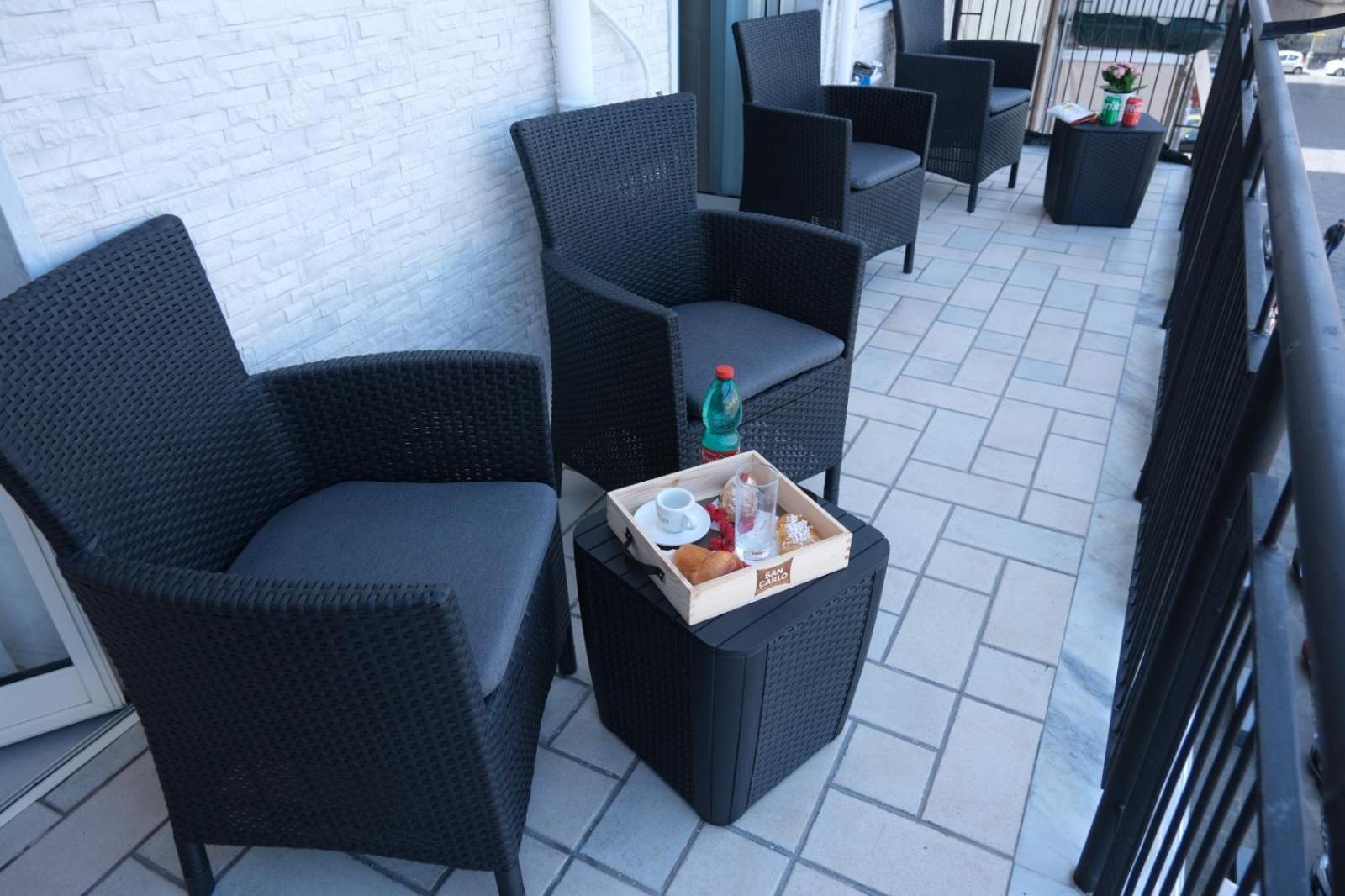 那不勒斯 Luxury Masaniello酒店 外观 照片